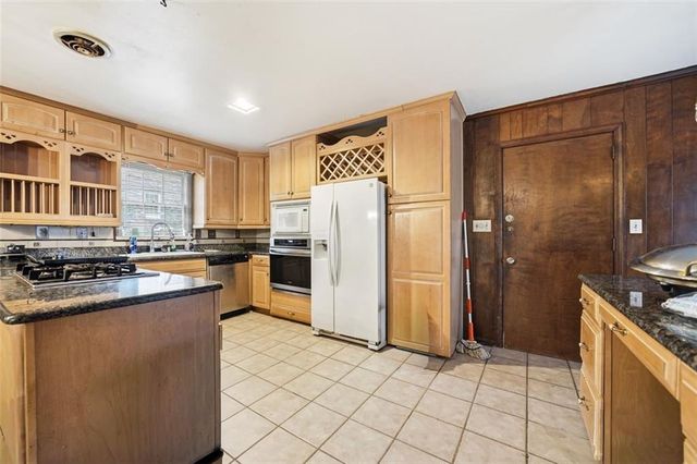 2897 Branchwood Drive, Atlanta, GA 30344