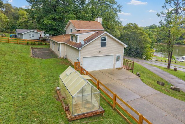 1176 Seven Mile Ferry Rd, N, Clarksville, TN 37040