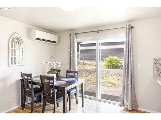 88231 RICHMOND St, Eugene, OR 97402