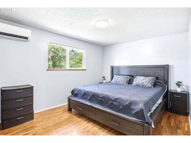 88231 RICHMOND St, Eugene, OR 97402