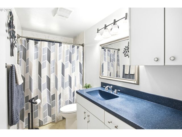 88231 RICHMOND St, Eugene, OR 97402