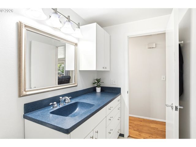 88231 RICHMOND St, Eugene, OR 97402