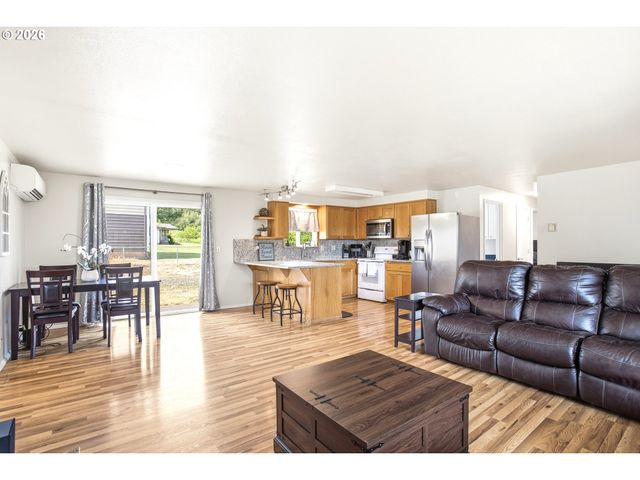 88231 RICHMOND St, Eugene, OR 97402