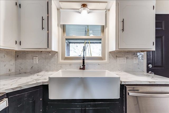 1005 N 1st Ave, Mulvane, KS 67110