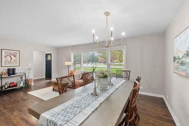 6221 Linden Lane, La Grange Highlands, IL 60525