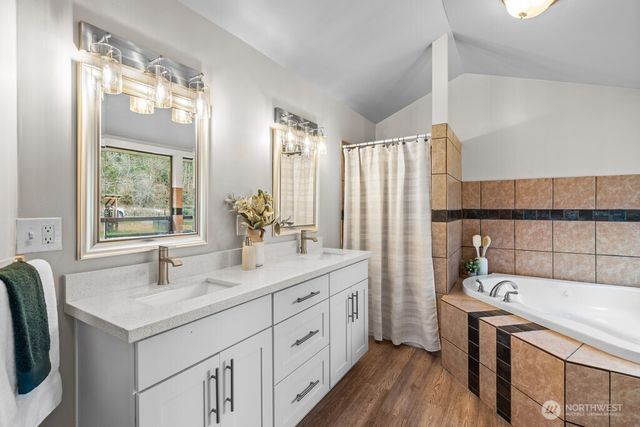 26023 SE 166th Street, Issaquah, WA 98027