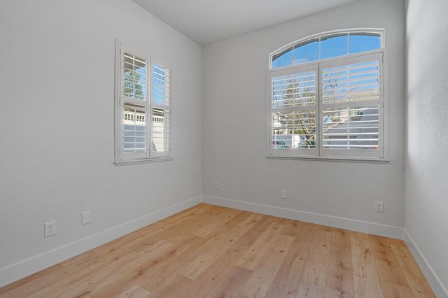 8068 Jaden Ln, Fair Oaks, CA 95628