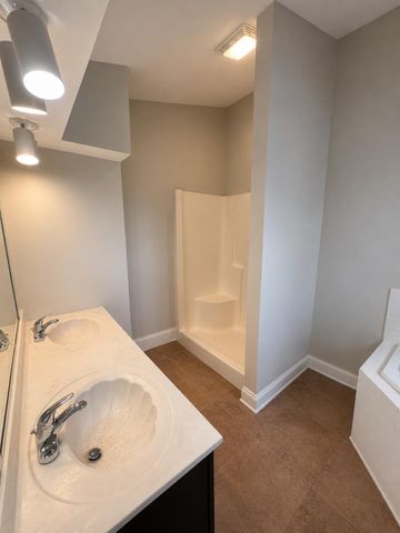 12465 Shelby Place, Crown Point, IN 46307