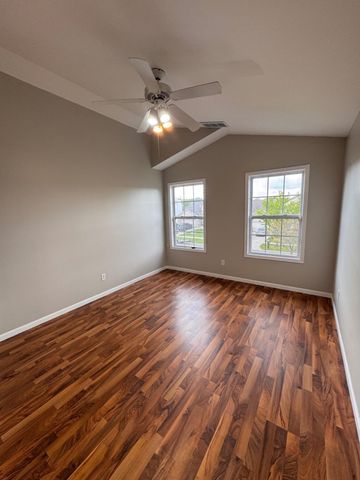 12465 Shelby Place, Crown Point, IN 46307