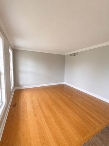 12465 Shelby Place, Crown Point, IN 46307
