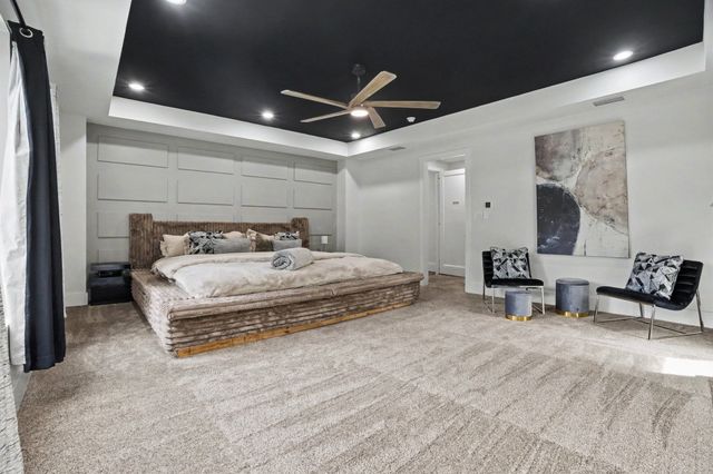 511 S Bluegrove Road, Lancaster, TX 75146