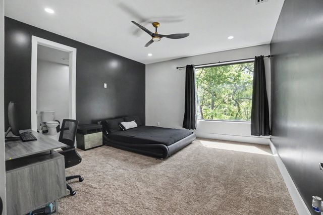 511 S Bluegrove Road, Lancaster, TX 75146