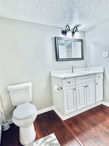 3022 Forest Lane 319, Dallas, TX 75234