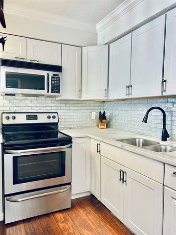 3022 Forest Lane 319, Dallas, TX 75234