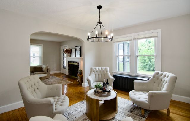 25 Webber St, Springfield, MA 01108