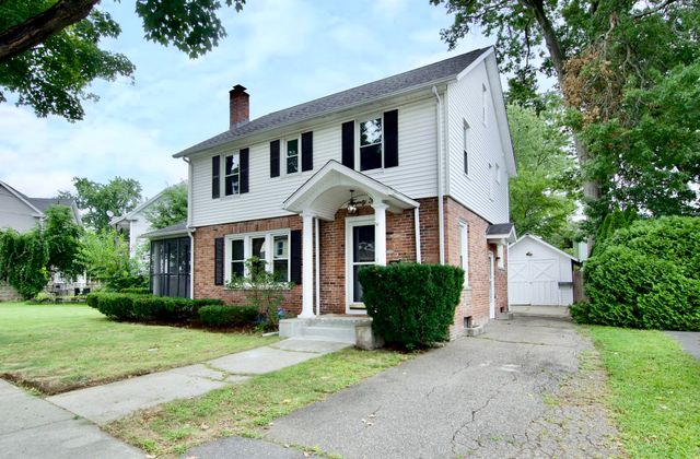 25 Webber St, Springfield, MA 01108
