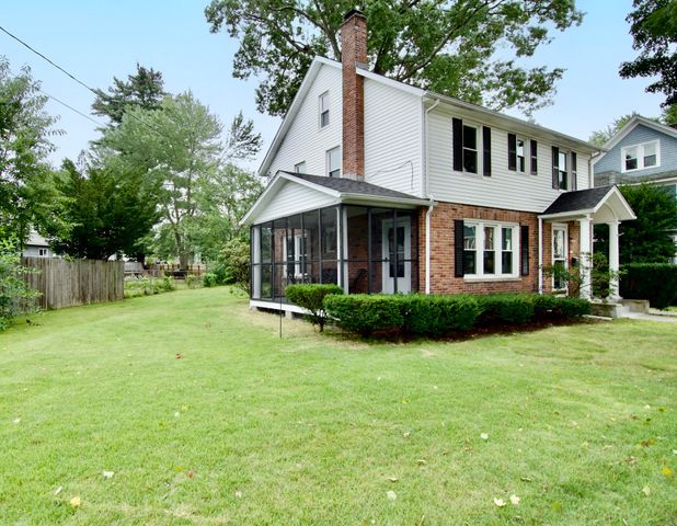25 Webber St, Springfield, MA 01108