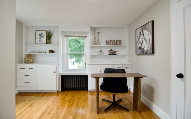 25 Webber St, Springfield, MA 01108