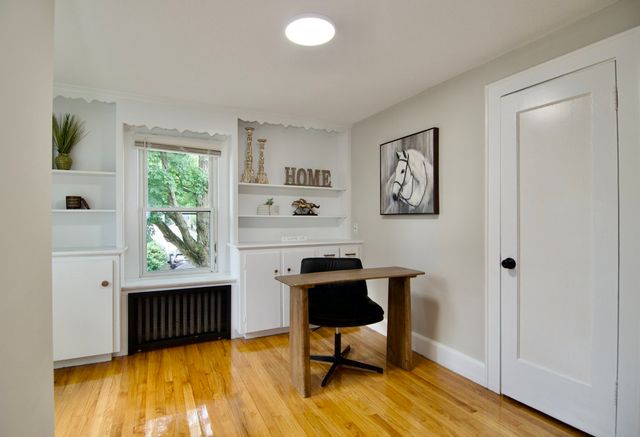 25 Webber St, Springfield, MA 01108