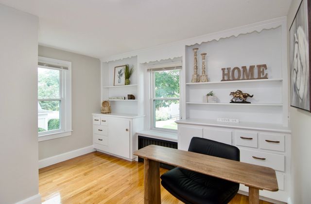 25 Webber St, Springfield, MA 01108
