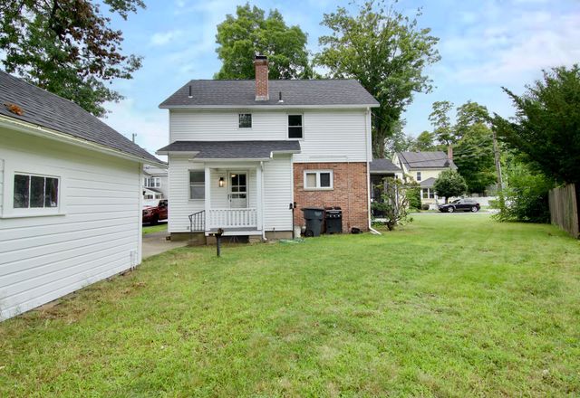 25 Webber St, Springfield, MA 01108