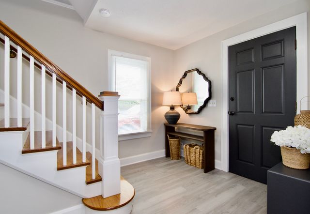 25 Webber St, Springfield, MA 01108