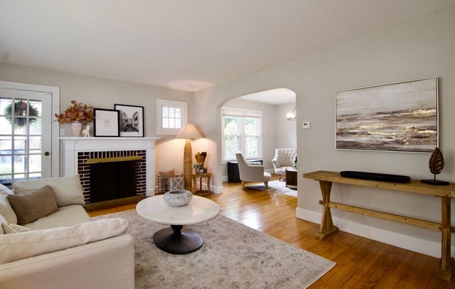 25 Webber St, Springfield, MA 01108