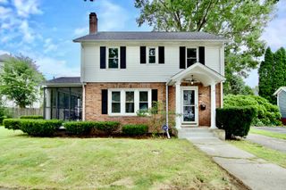 25 Webber St, Springfield, MA 01108