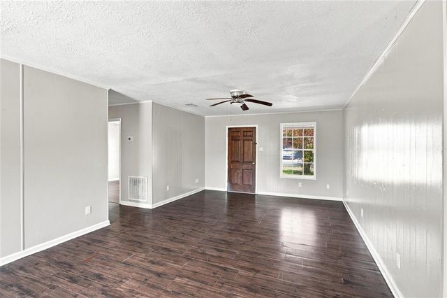 402 Broussard Lane, Lake Charles, LA 70607