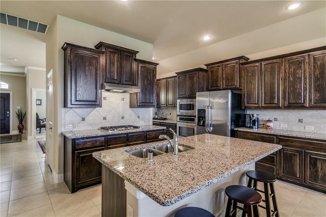 539 Bassett Hall Road, Fate, TX 75189