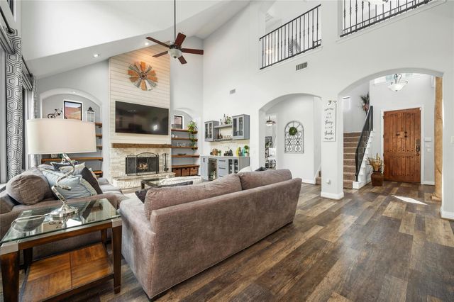 1207 Sledge DR, Austin, TX 78734