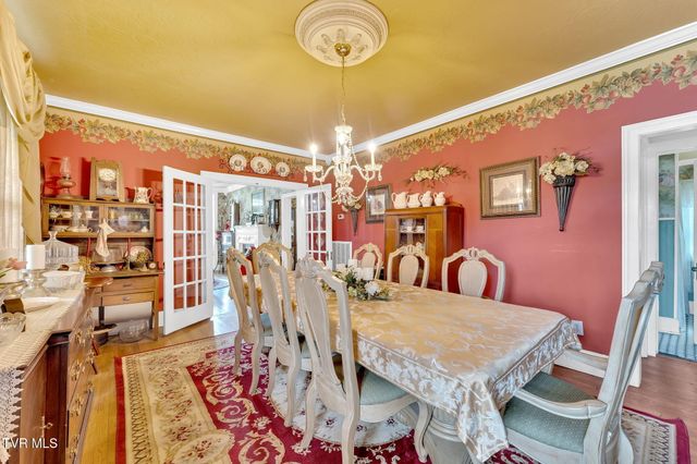 8712 Highway 19-E, Roan Mountain, TN 37687