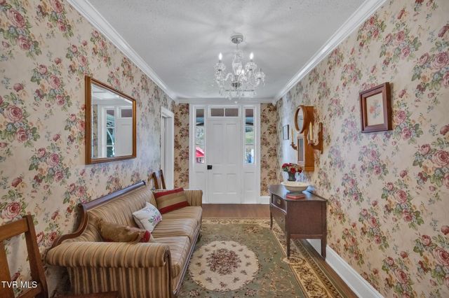 8712 Highway 19-E, Roan Mountain, TN 37687