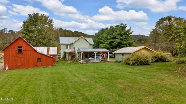 8712 Highway 19-E, Roan Mountain, TN 37687