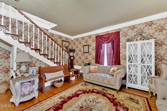 8712 Highway 19-E, Roan Mountain, TN 37687