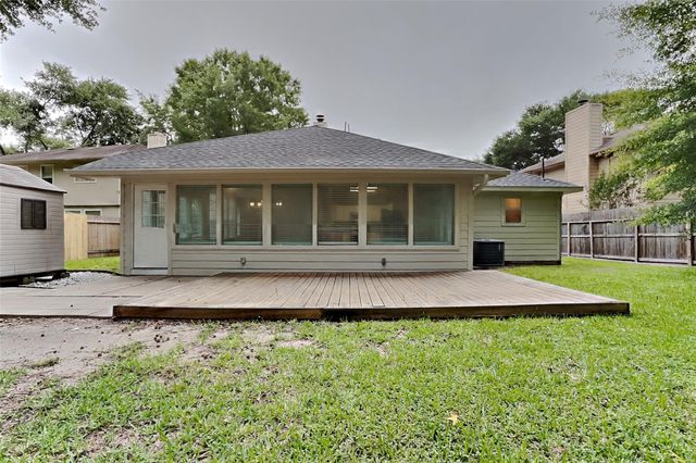 1431 Redwood Village Circle, Spring, TX 77386