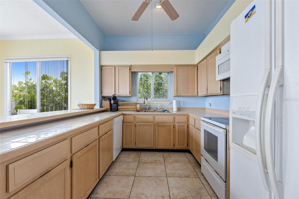 Image 10 of property listing at 6368 S ATLANTIC AVENUE, New Smyrna Beach, FL 32169