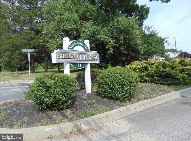 10 CHURCHILL DR, Millville, NJ 08332