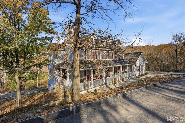 10534 Eagles Nest Drive, Hillsboro, MO 63050