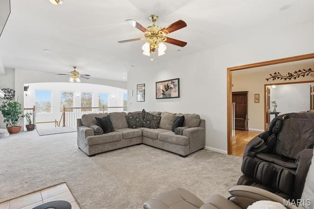 10534 Eagles Nest Drive, Hillsboro, MO 63050