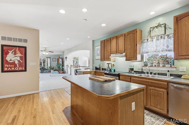 10534 Eagles Nest Drive, Hillsboro, MO 63050