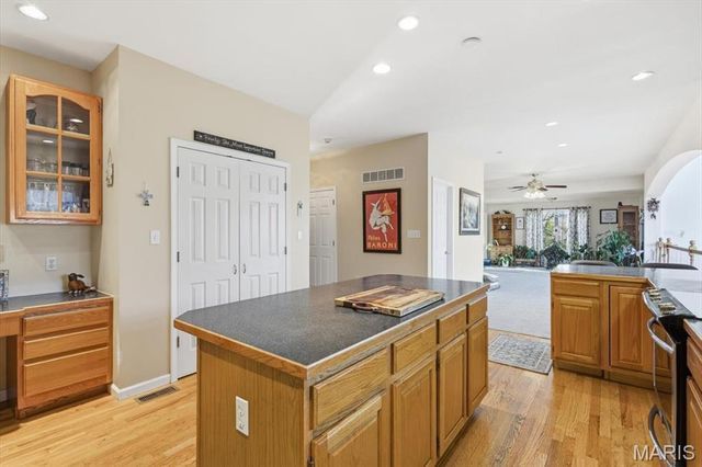 10534 Eagles Nest Drive, Hillsboro, MO 63050