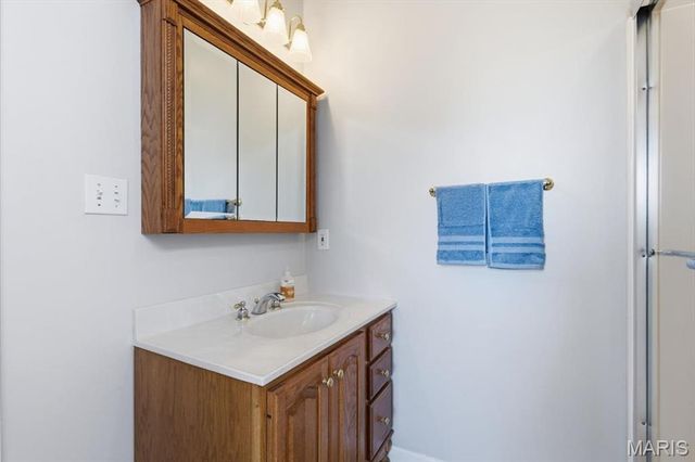 10534 Eagles Nest Drive, Hillsboro, MO 63050