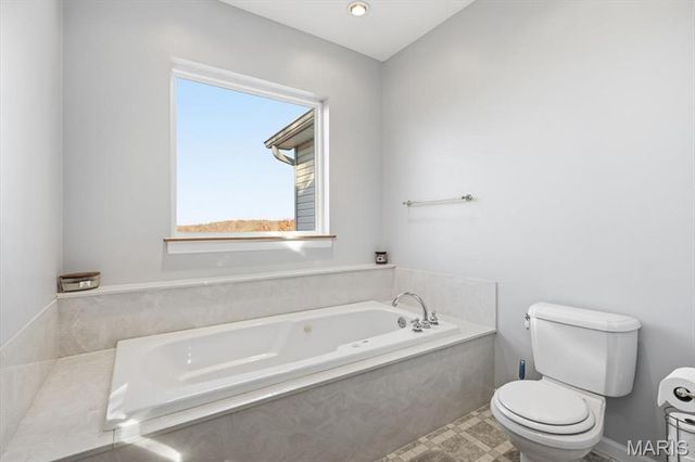 10534 Eagles Nest Drive, Hillsboro, MO 63050