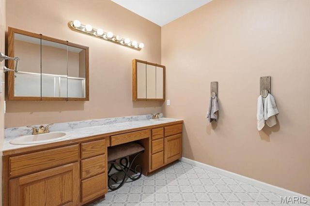 10534 Eagles Nest Drive, Hillsboro, MO 63050