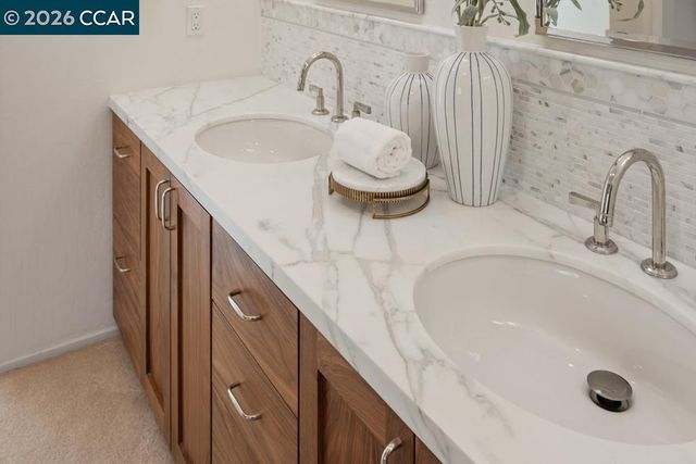 2866 Bowling Green Dr, Walnut Creek, CA 94598