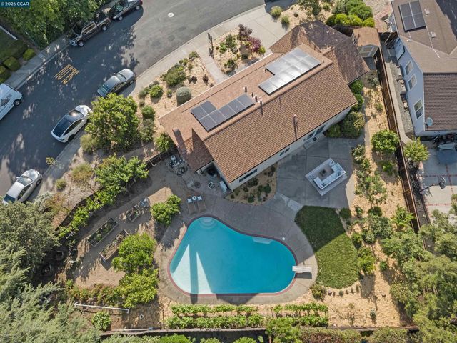 2866 Bowling Green Dr, Walnut Creek, CA 94598