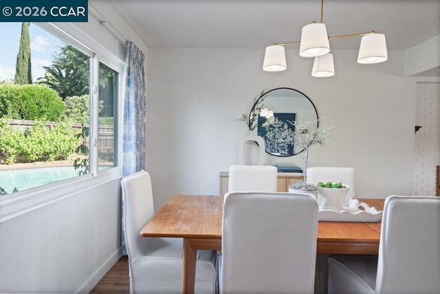 2866 Bowling Green Dr, Walnut Creek, CA 94598