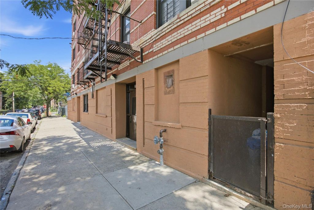 256-258 Woodworth Avenue, Yonkers, NY 10701 — photo 4