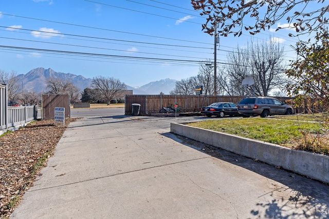 5680 S 1300 E, Murray, UT 84121